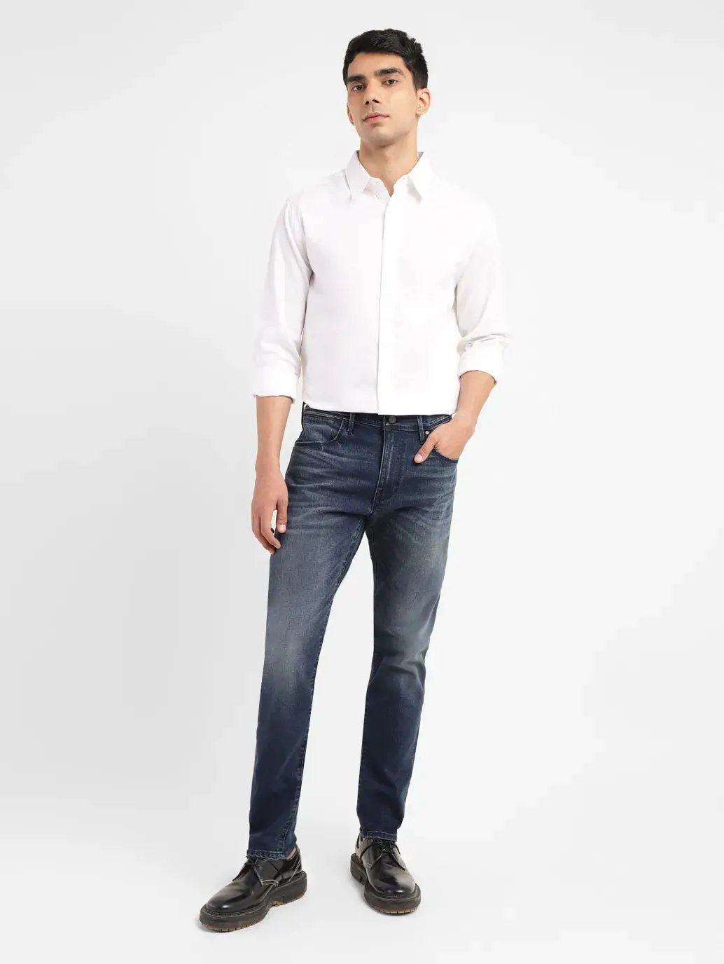 Men's Redloop 512 Blue Slim Tapered Fit Mid Rise Jeans 1