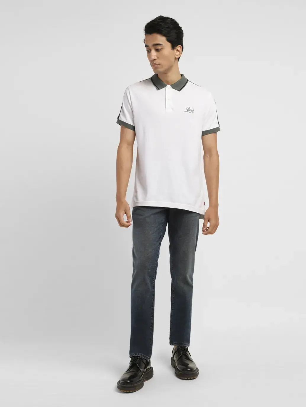 Men's Solid Slim Fit Polo T-Shirt 1