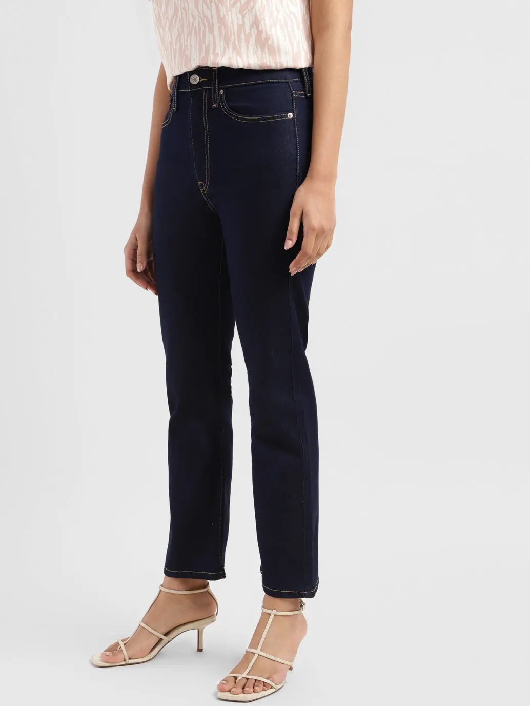 Women's Blue Wedgie Straight Fit Mid Rise Jeans 4