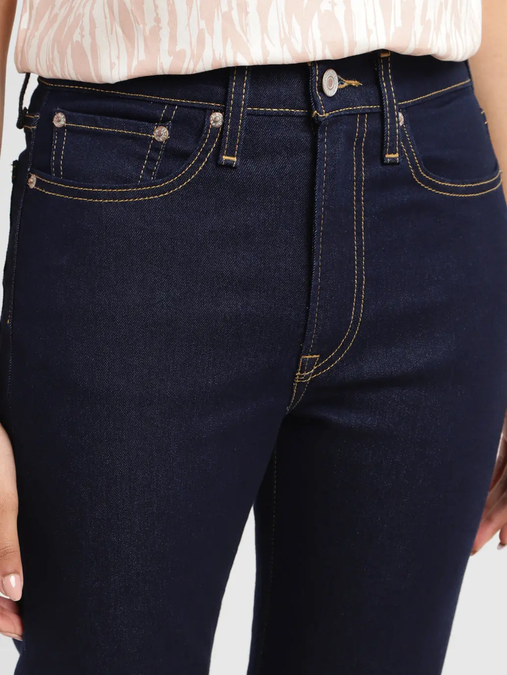 Women's Blue Wedgie Straight Fit Mid Rise Jeans 6