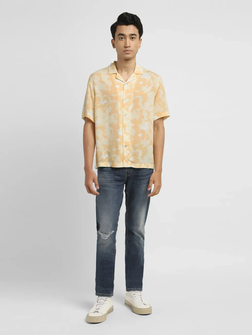 Men's Floral Print Regular Fit Shirt 1