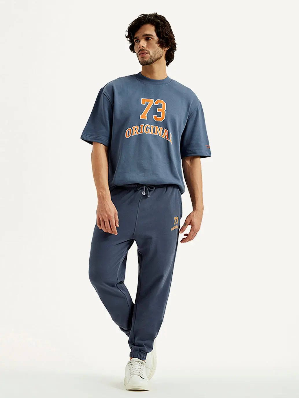 Men's Blue Solid Joggers 5