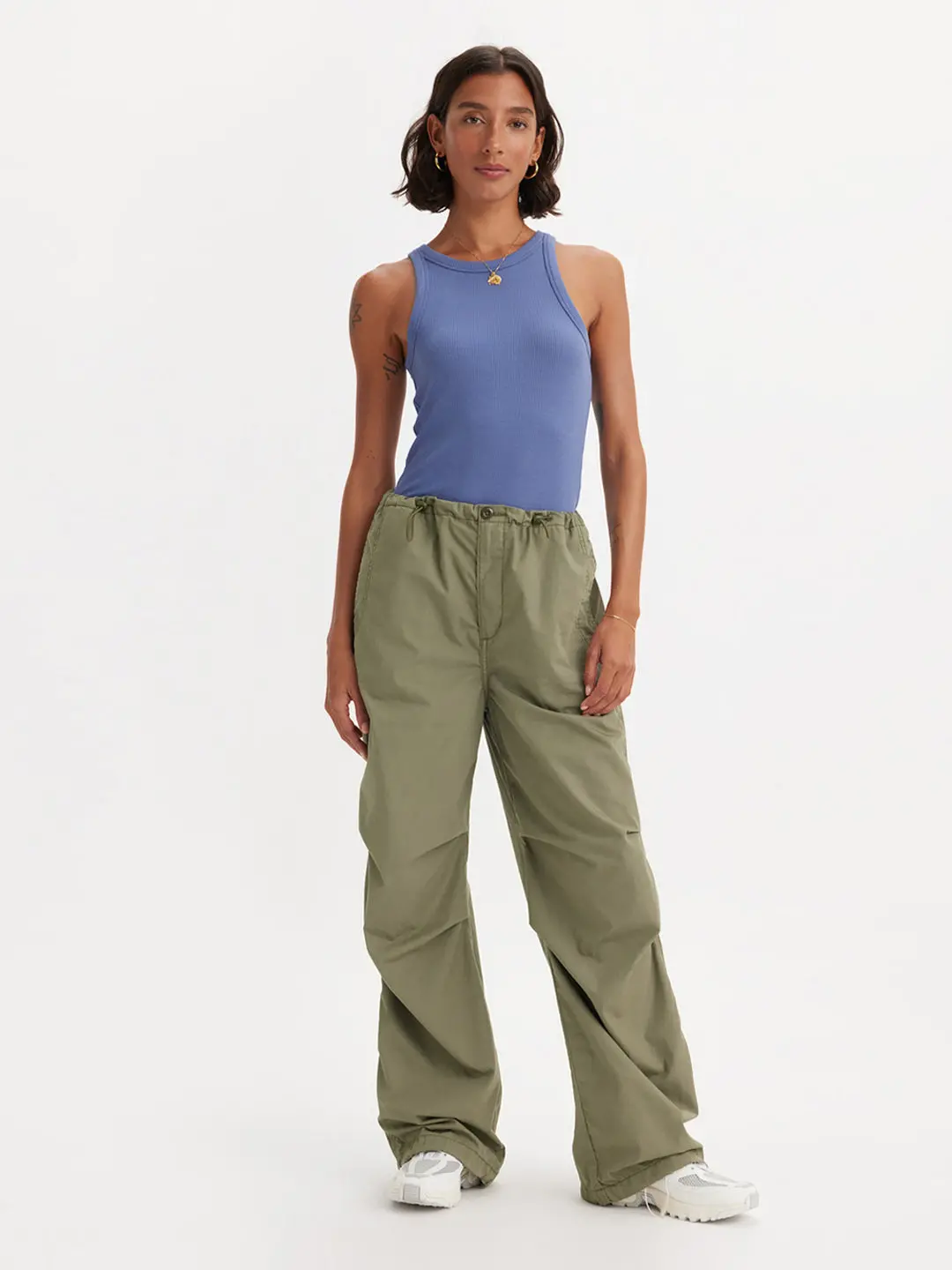 Women's Mid Rise Green Loose Fit Trousers 2