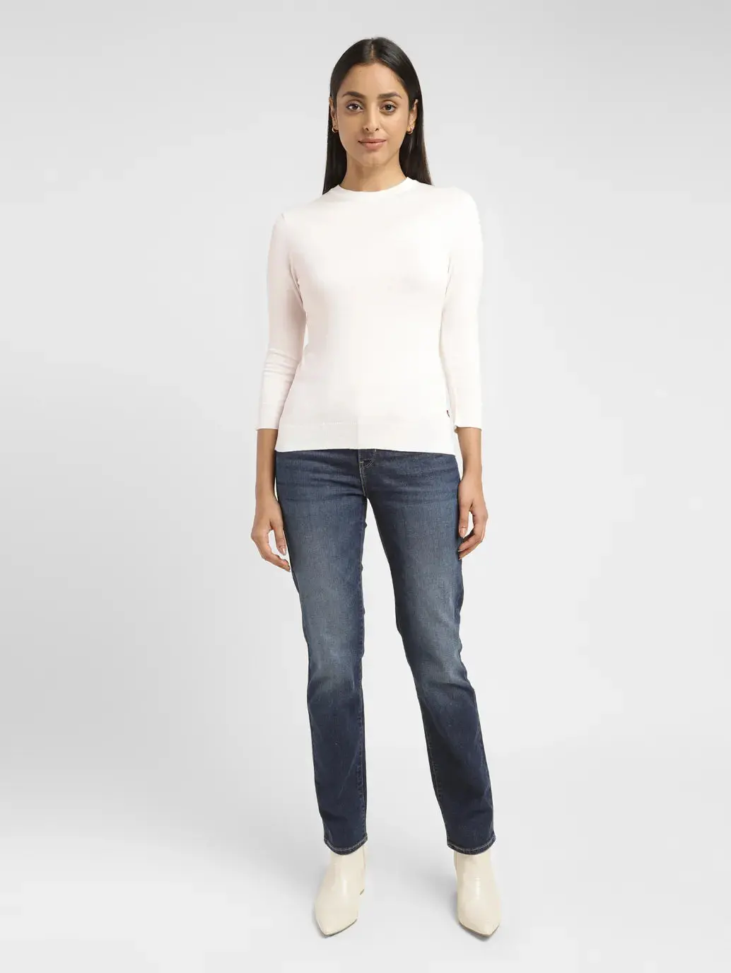 Women's Solid White Crew Neck Sweater 1
