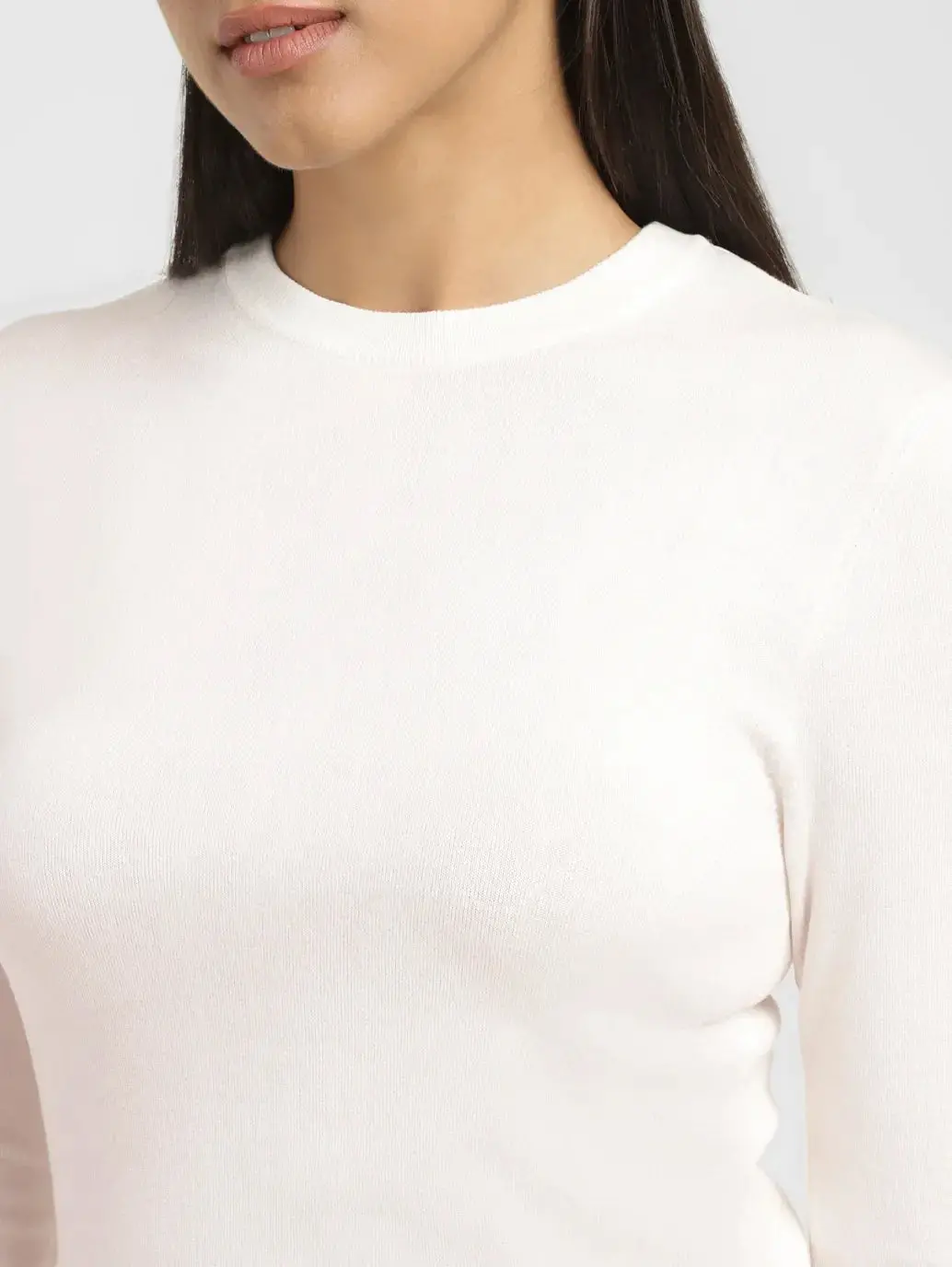 Women's Solid White Crew Neck Sweater 5