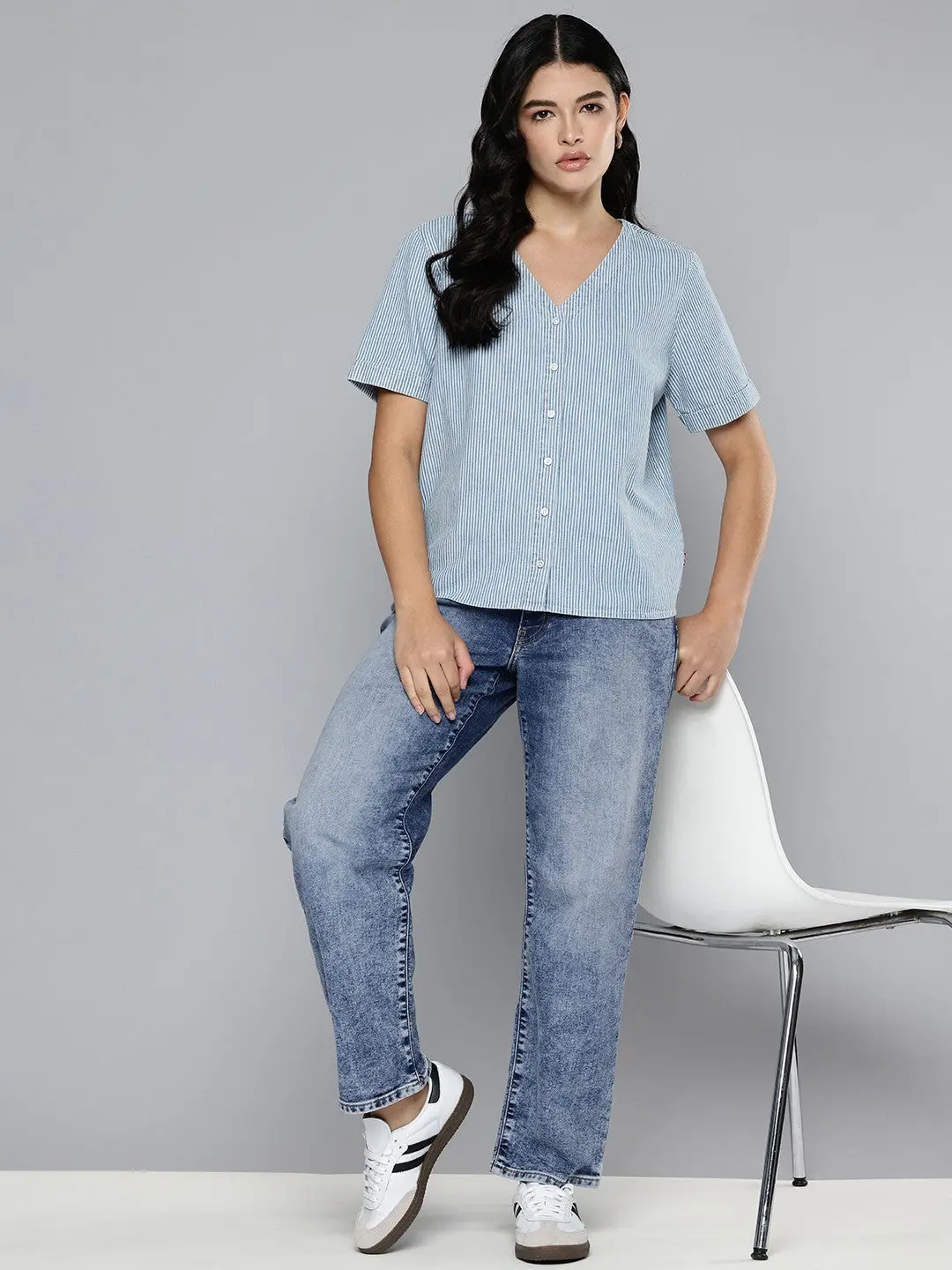 Women's 94 Blue Baggy Fit Mid Rise Jeans 1