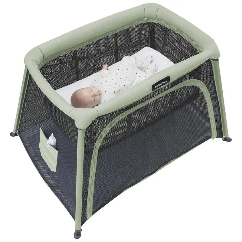 Moov & Comfy Travel Playard With Bassinet 2