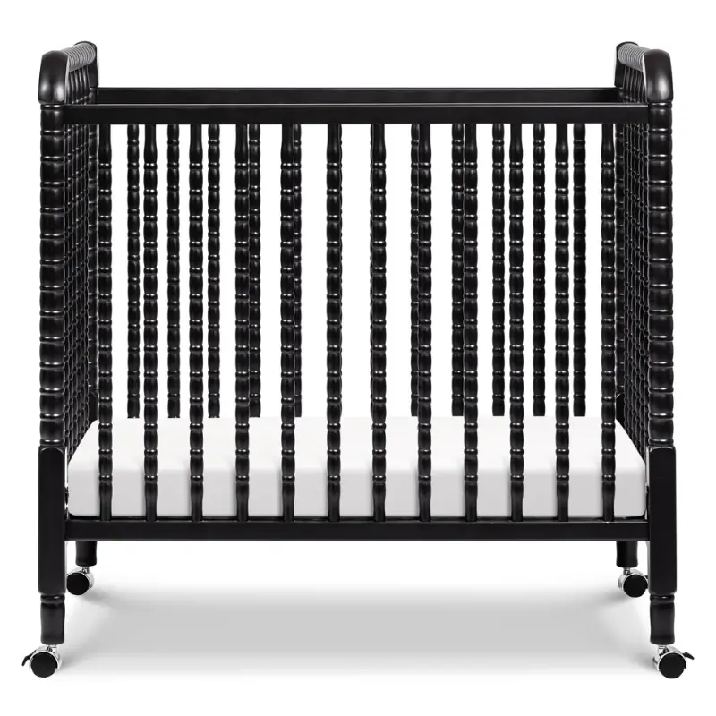 Jenny Lind 3-In-1 Mini Crib 1
