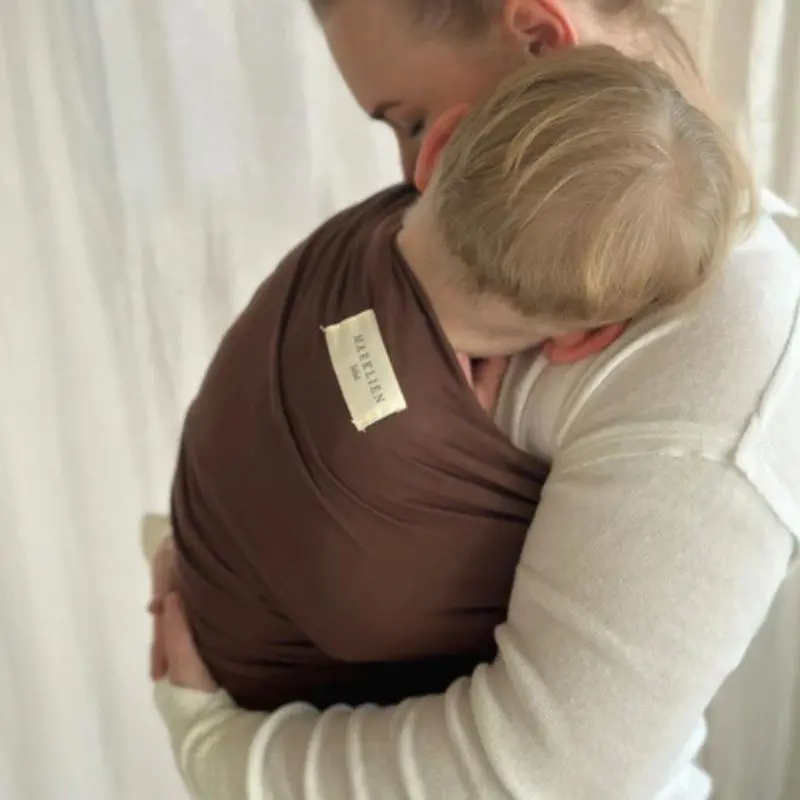Bébé Comforter Baby Carrier 1