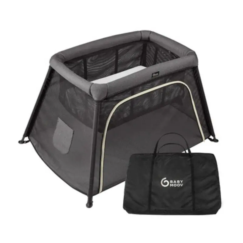 Moov & Comfy Travel Playard With Bassinet 2