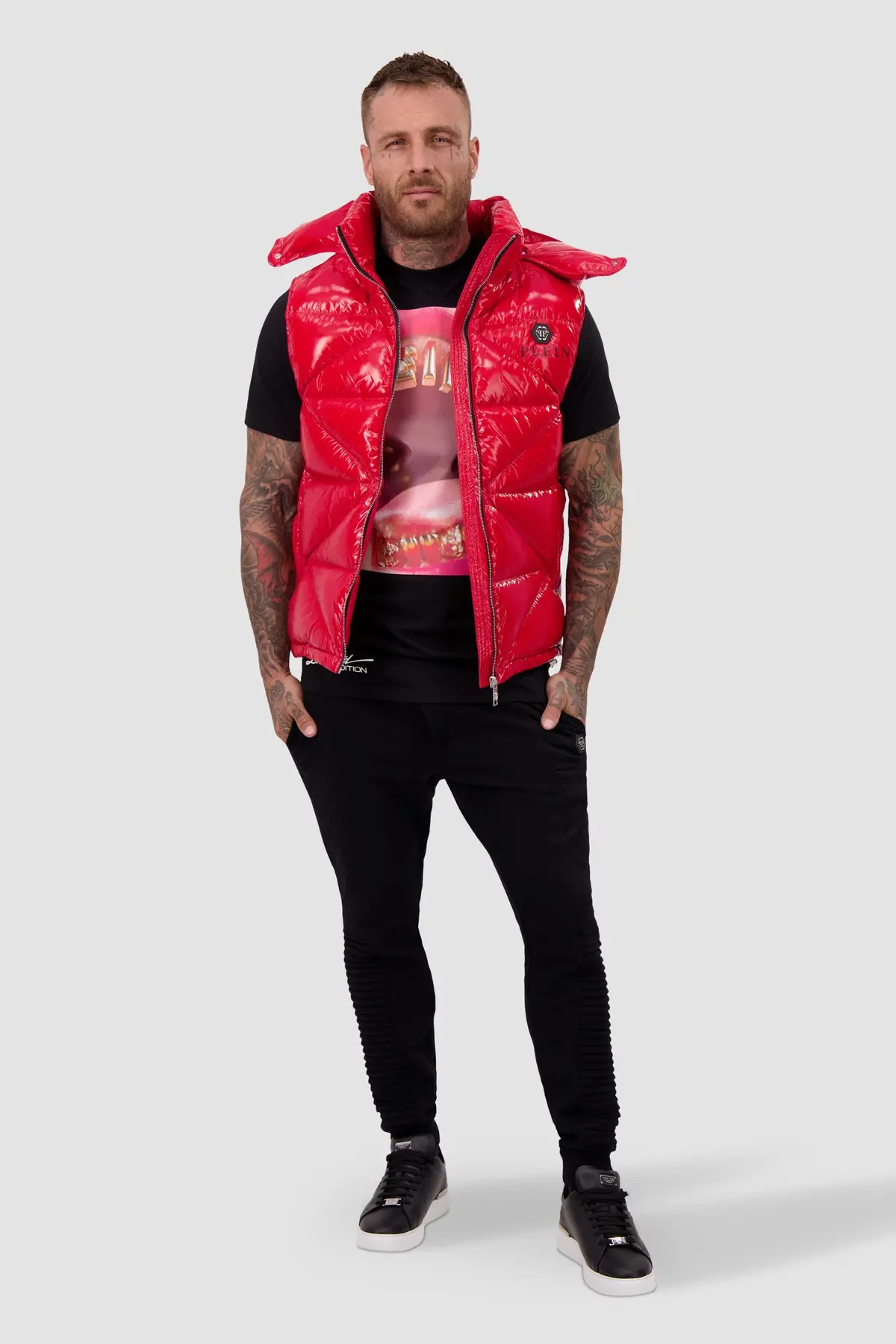 Philipp Plein Red Sleeveless Quilted Down Jacket Hexagon 1