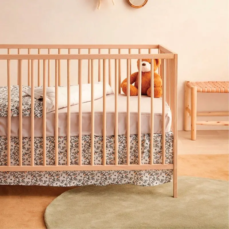 4 Pieces Crib Set 1