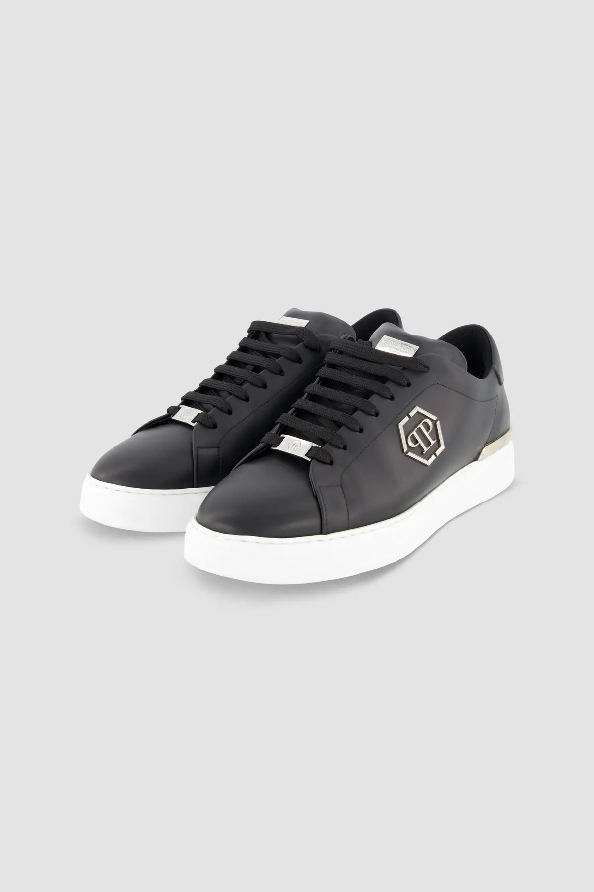 Philipp Plein Black Leather Lo-Top Hexagon Sneaker 1