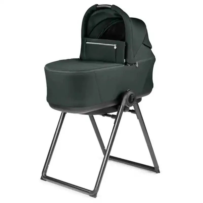 City Loop Bassinet With Stand 3