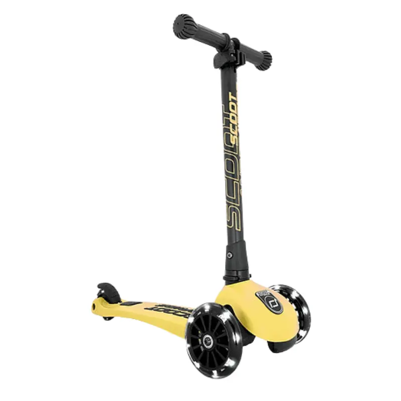 Highwaykick 3 Led Scooter 1