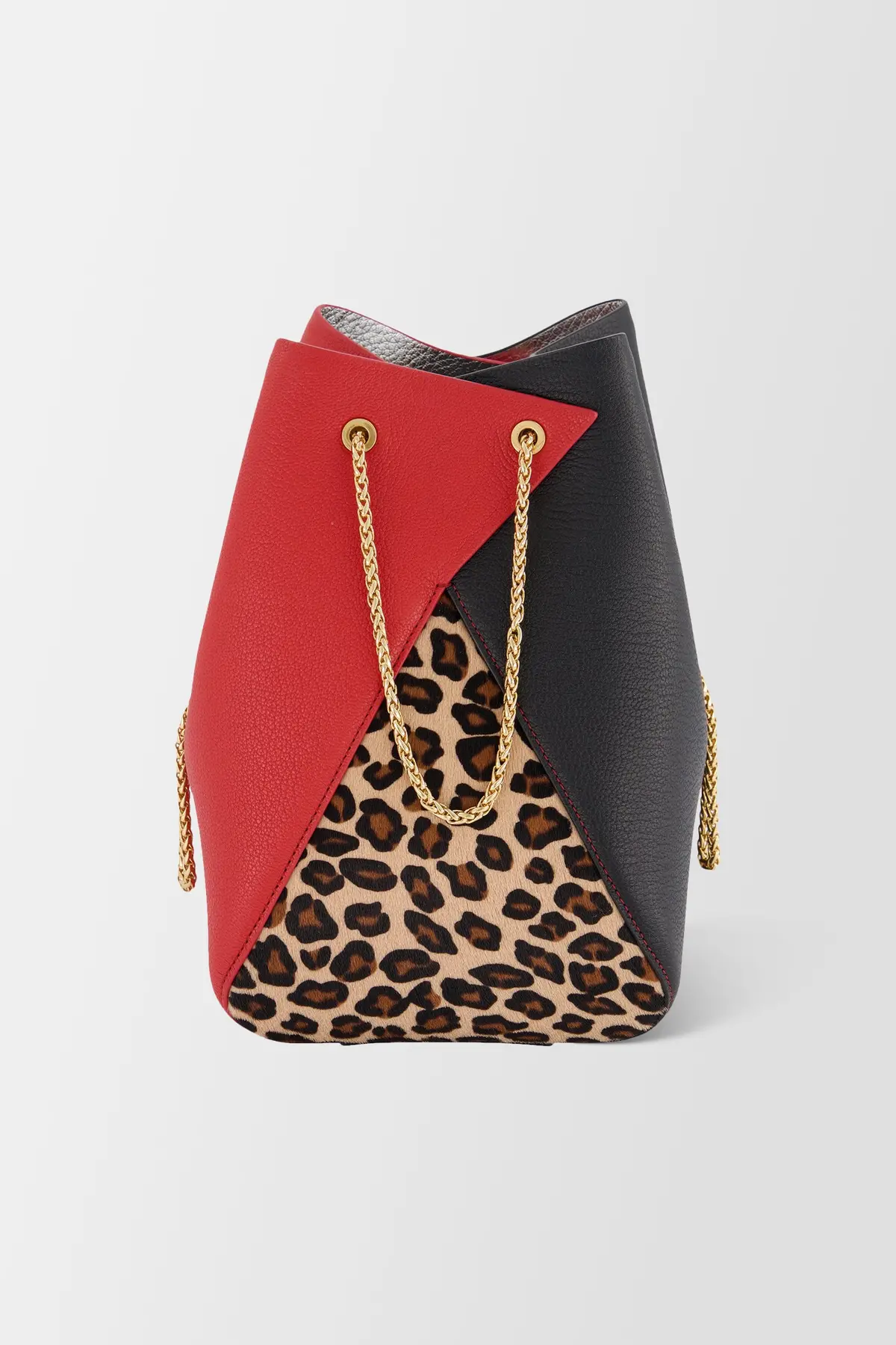 The Volon Leopard Mani Bucket Bbag 1