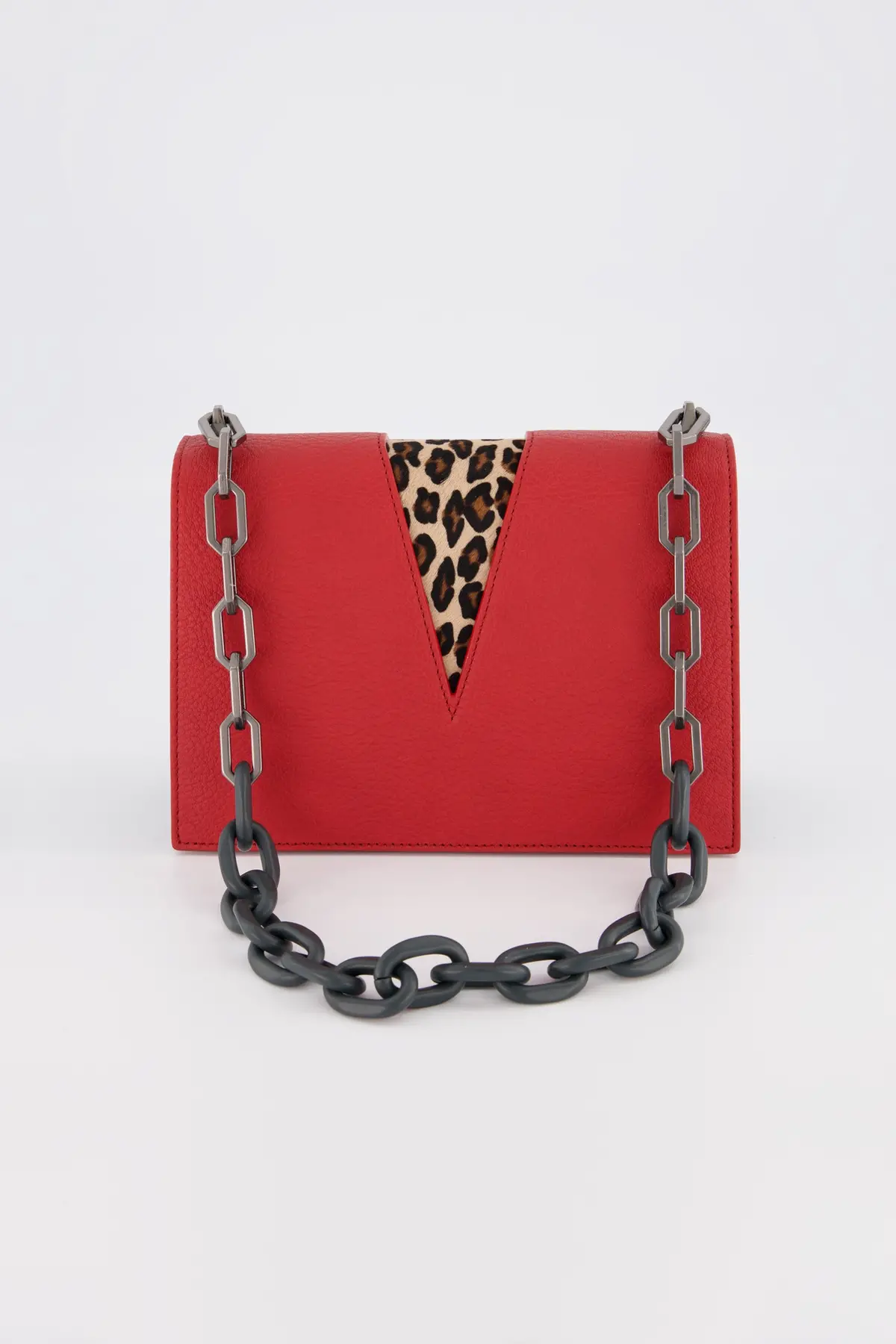 The Volon Leopard V Chain Bag 1
