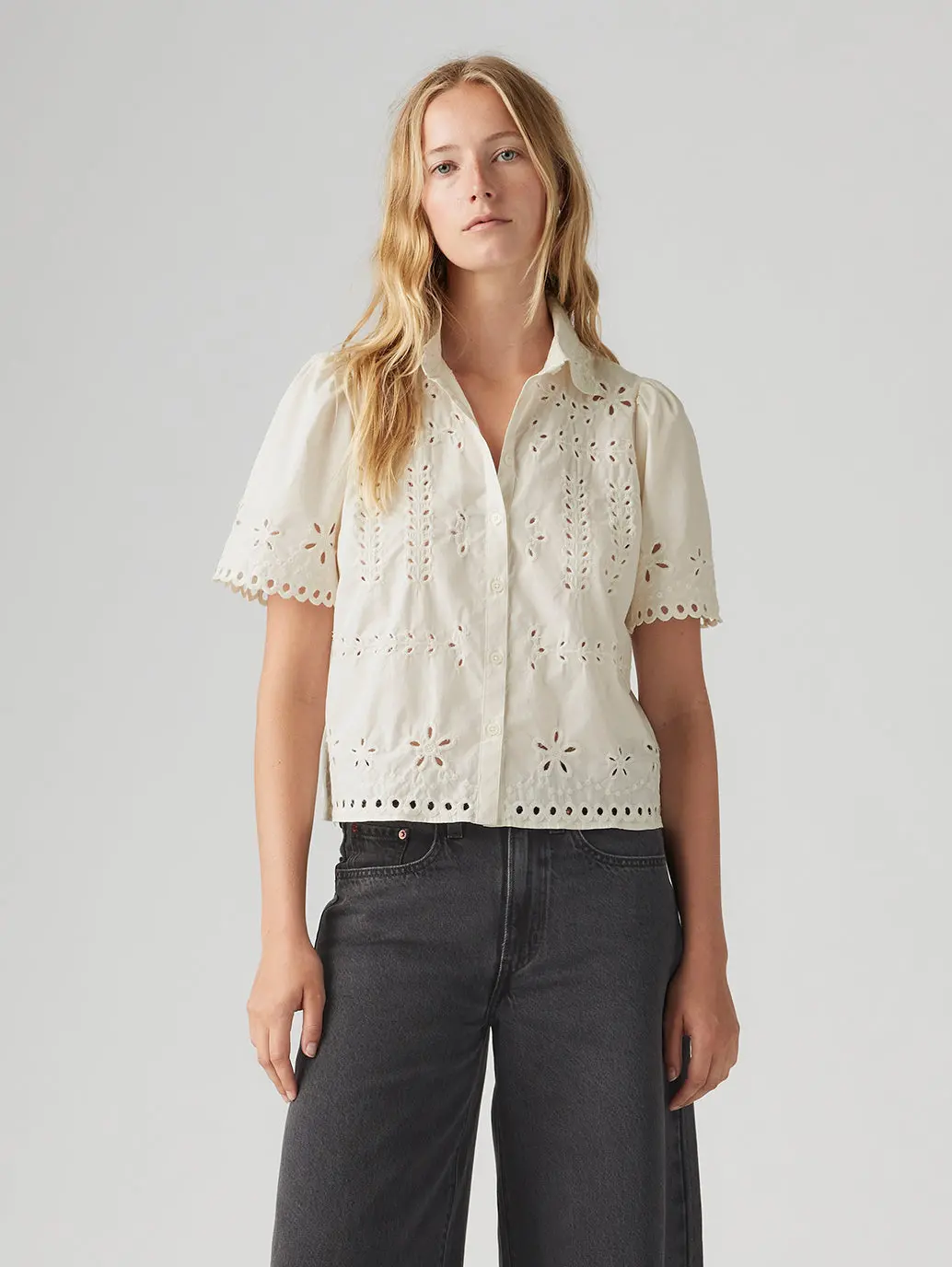 Women's Schiffli Spread Collar Shirt 1