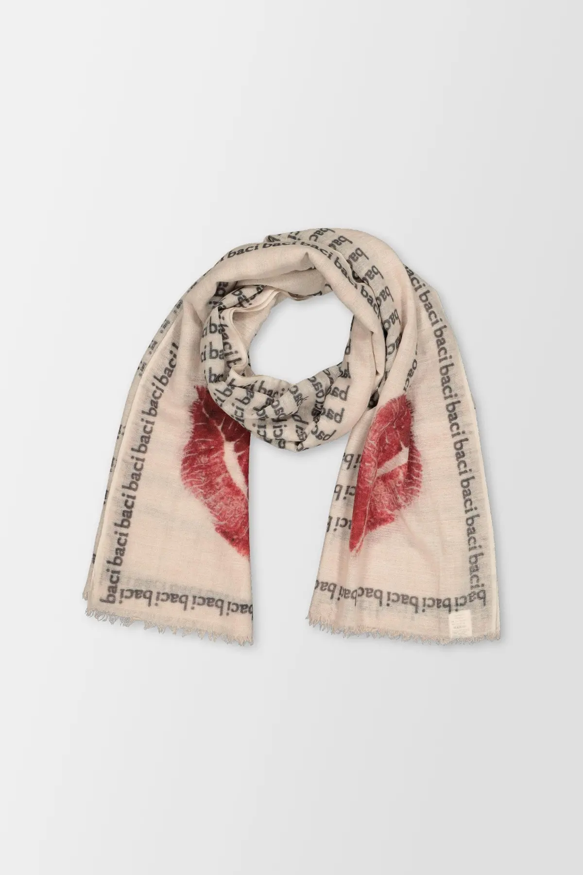 Faliero Sarti Beige Labbra 1