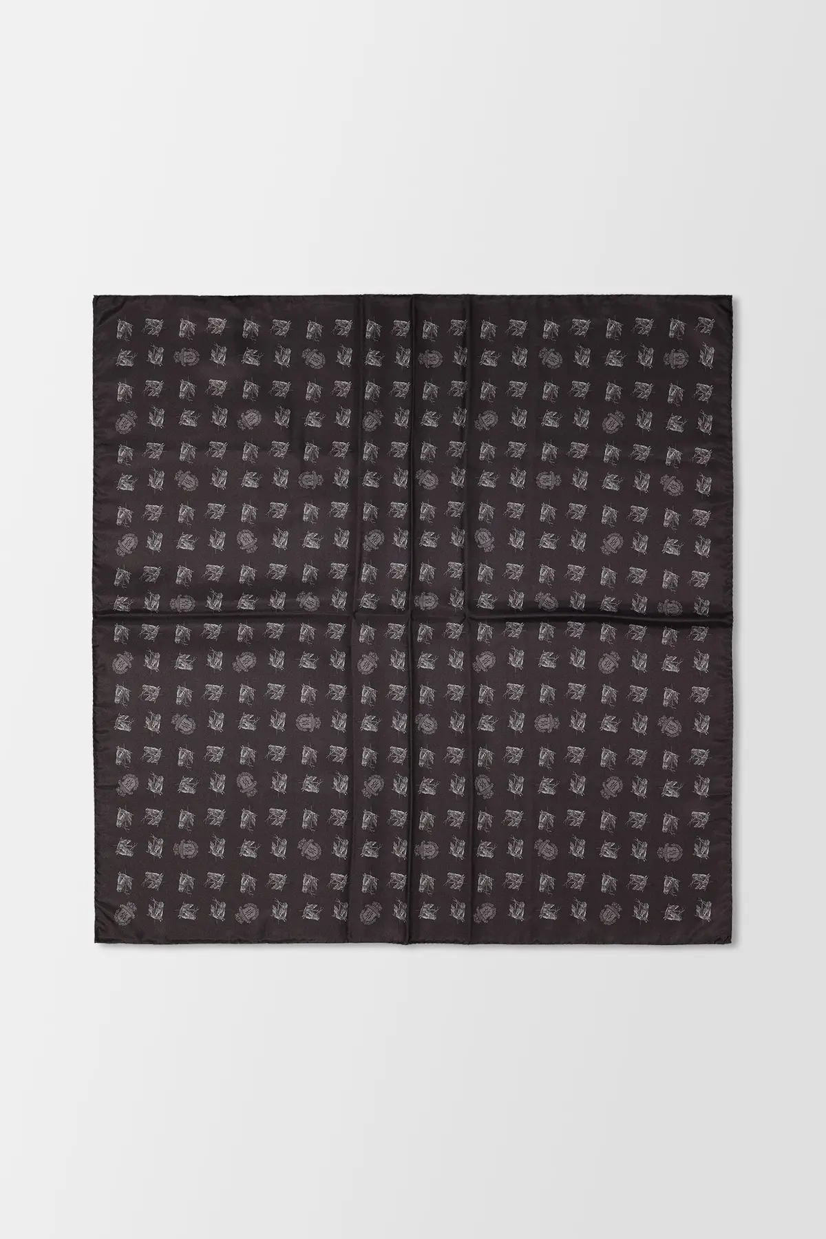 Billionaire Black Foulard Elegant Scarf 1