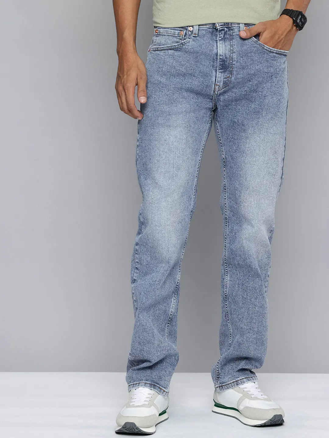 Men's 505 Light Indigo Straight Fit Mid Rise Jeans 1