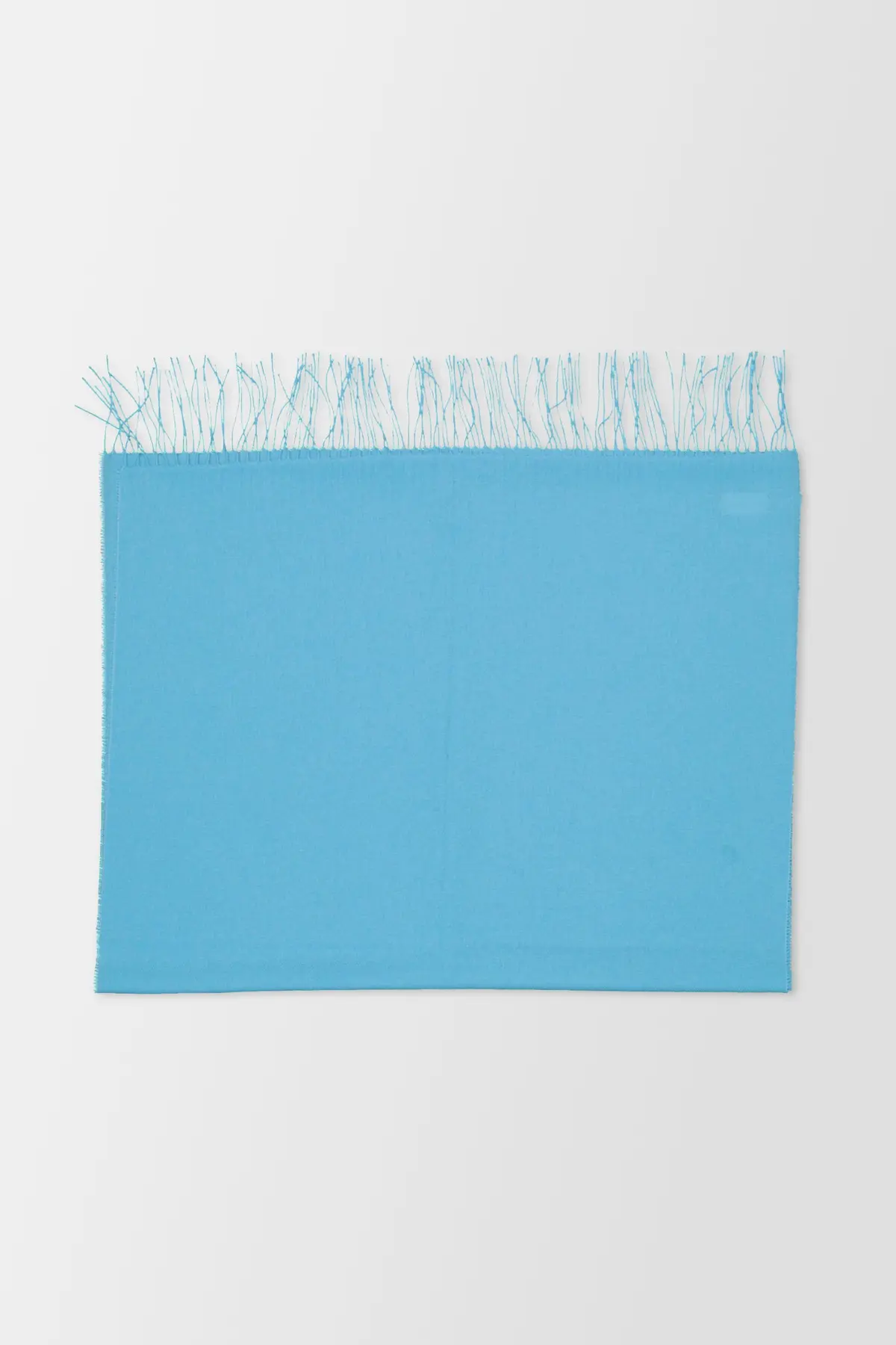 Joshua Ellis Blue Scarf 1